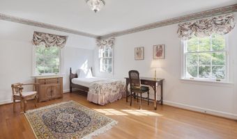 5804 ABERDEEN Rd, Bethesda, MD 20817