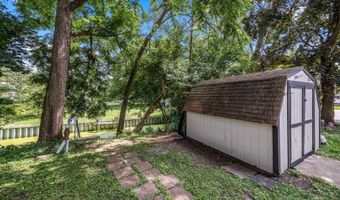 1527 N Harrison St, Algonquin, IL 60102