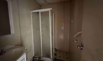 4 Campbell St, Augusta, ME 04330