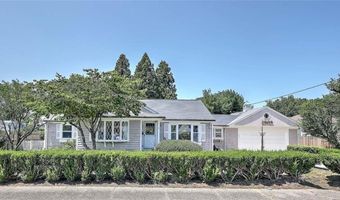 6 Woodbine St, East Providence, RI 02915