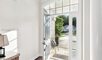 12 Point West Dr, Bluffton, SC 29910