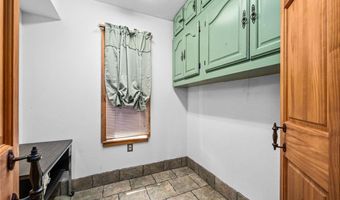 1323 Hilltop Dr, Alma, AR 72921