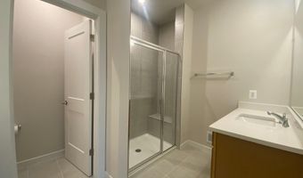 43808 MIDDLEWAY Ter, Ashburn, VA 20147