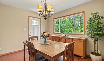 11718 50th St NE, Albertville, MN 55301