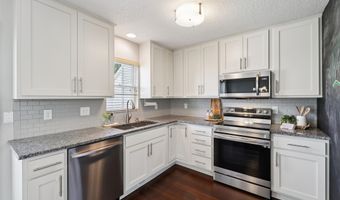 288 NW Georgetown Blvd, Ankeny, IA 50023