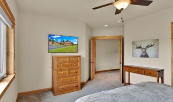 85 Bellflower Ct, Blanchard, ID 83804