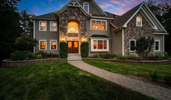 74 Settlers Ct, Bedford, NH 03110