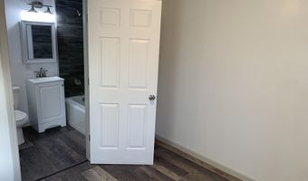 1521 Kinnikinnick St, Anchorage, AK 99508