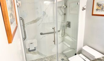 2140 Kuhio Ave 2405, Honolulu, HI 96815