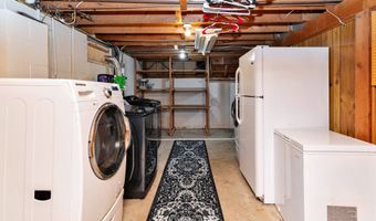 1101 SE Innsbruck Dr, Ankeny, IA 50021