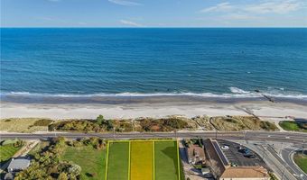 813 Ocean Rd, Narragansett, RI 02882