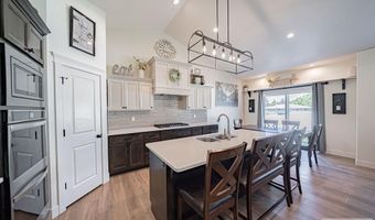 542 Steinfeld Dr, Ammon, ID 83401