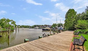 66 FRANKLIN St #20, Annapolis, MD 21401