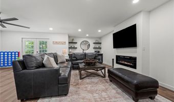 5 Dunvegan Ln, Bella Vista, AR 72715