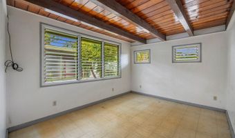 743 Akumu St, Kailua, HI 96734