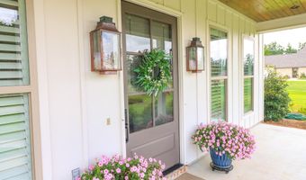 170 Fallen Oak Dr, Brandon, MS 39047