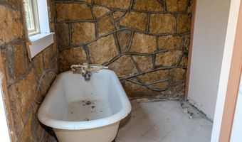 4509 Curry Ln, Abilene, TX 79606