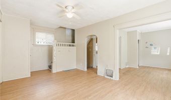 285 Sumner Ct, Akron, OH 44311