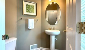 331 LENAPE Way, Claymont, DE 19703