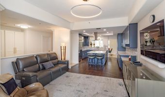 1110 W IVANHOE Blvd 9, Orlando, FL 32804