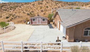 9696 Milpas Dr, Apple Valley, CA 92308