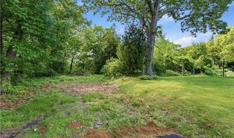 Woodlawn Avenue, North Providence, RI 02911