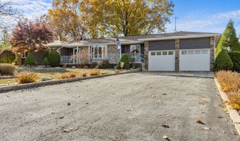 2007 Oakridge Dr, Ava, MO 65608