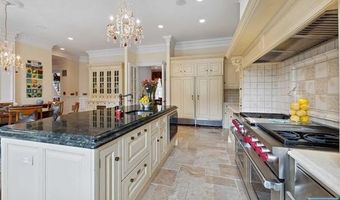 31 Marie Major Dr, Alpine, NJ 07620