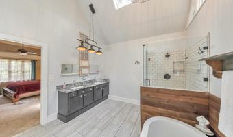 5485 Brookstone Dr NW, Acworth, GA 30101