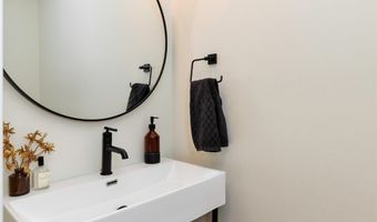 3503 SE 20th St, Ankeny, IA 50021