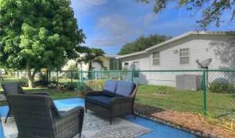 572 Dolphin Cir, Barefoot Bay, FL 32976
