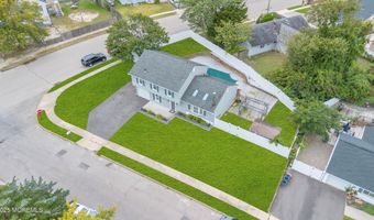 41 Deck St, Barnegat, NJ 08005