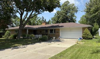 916 Hillcrest Dr, Adrian, MI 49221