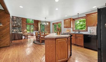 655 Auburn Trl SE, Ada, MI 49301