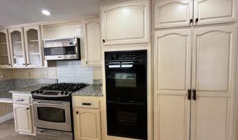 29160 Oakpath Dr, Agoura Hills, CA 91301