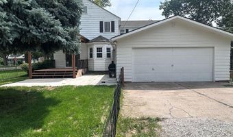 1207 8th St, Aurora, NE 68818