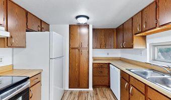 3501 JUAN TABO Blvd NE J4, Albuquerque, NM 87111