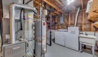 292 Brightfield Dr, Ballwin, MO 63021