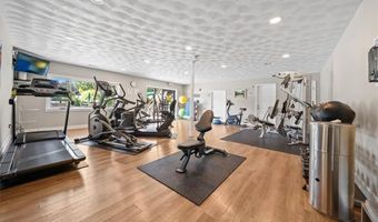 614 Pocasset Ct, Warwick, RI 02886