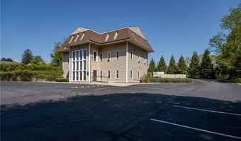 6828 Post Rd, North Kingstown, RI 02852