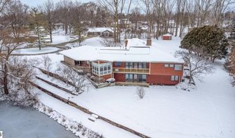 5390 Pheasant Ct, Alma, MI 48801