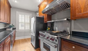 5112 CONNECTICUT Ave NW 205, Washington, DC 20008