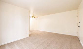 4921 QUARLES St NE 103, Washington, DC 20019
