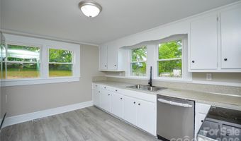 730 W Oakwood Ave, Albemarle, NC 28001
