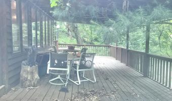 1037 Geiger Ln, Ashland, KY 41101