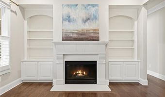 805 Creekside Trl, Alpharetta, GA 30004