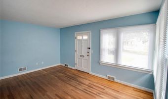 943 McKinley Blvd, Alton, IL 62002
