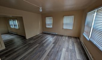 15 E 4TH St, Blades, DE 19973