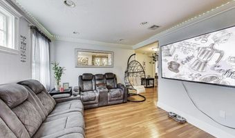 15 Ronan St 3, Boston, MA 02125