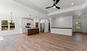 625 KIRKLAND Ave, Algoma, WI 54201